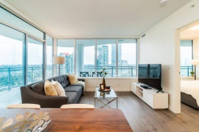 Luxury 2BR Condo w/ Great View in Surrey Center